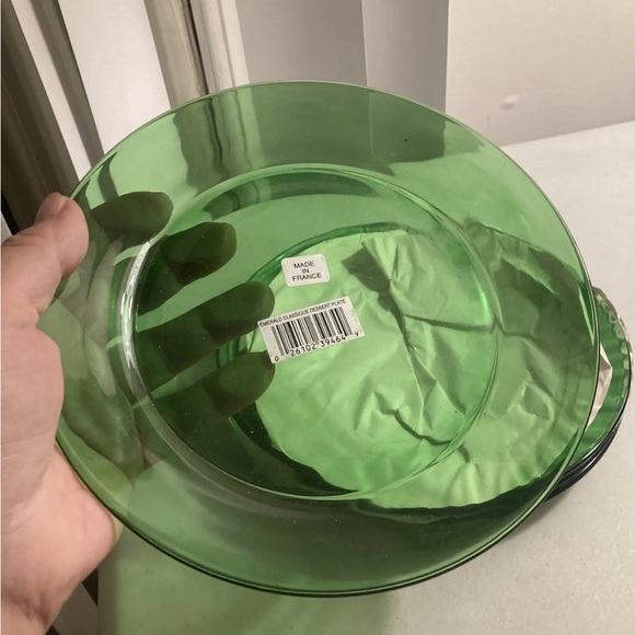 NOS Arcoroc Set Of 4 Emerald Classique Green Dessert 7 3/4” Glass Plates - Picture 8 of 9